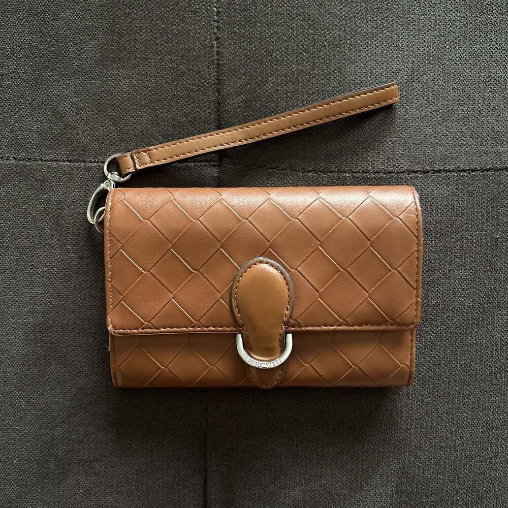 Nine West Wallet Saddle Tan Paulson CellPhone Compartment Clutch Wallet Original